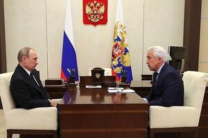 Прес-служба датувала зустріч Путіна з Васильєвим 15-м серпня, джерела стверджують, що вона відбулася раніше
