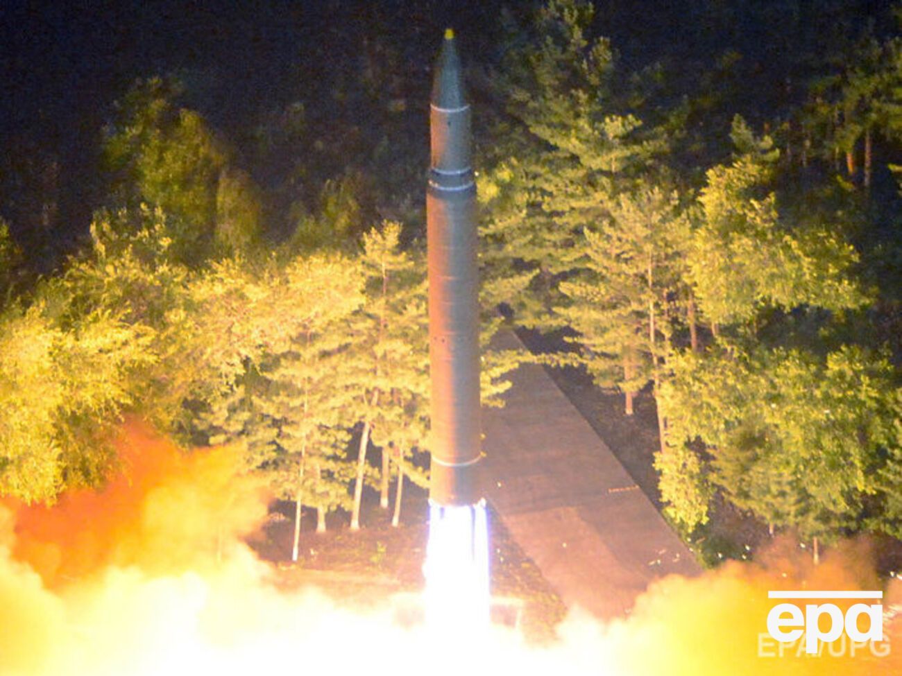 The New York Times написало, що успішність випробувань північнокорейських ракет може пояснюватися тим, що їх оснащують двигунами із заводу "Південмаш"