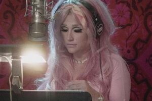 Kesha представила новый ролик