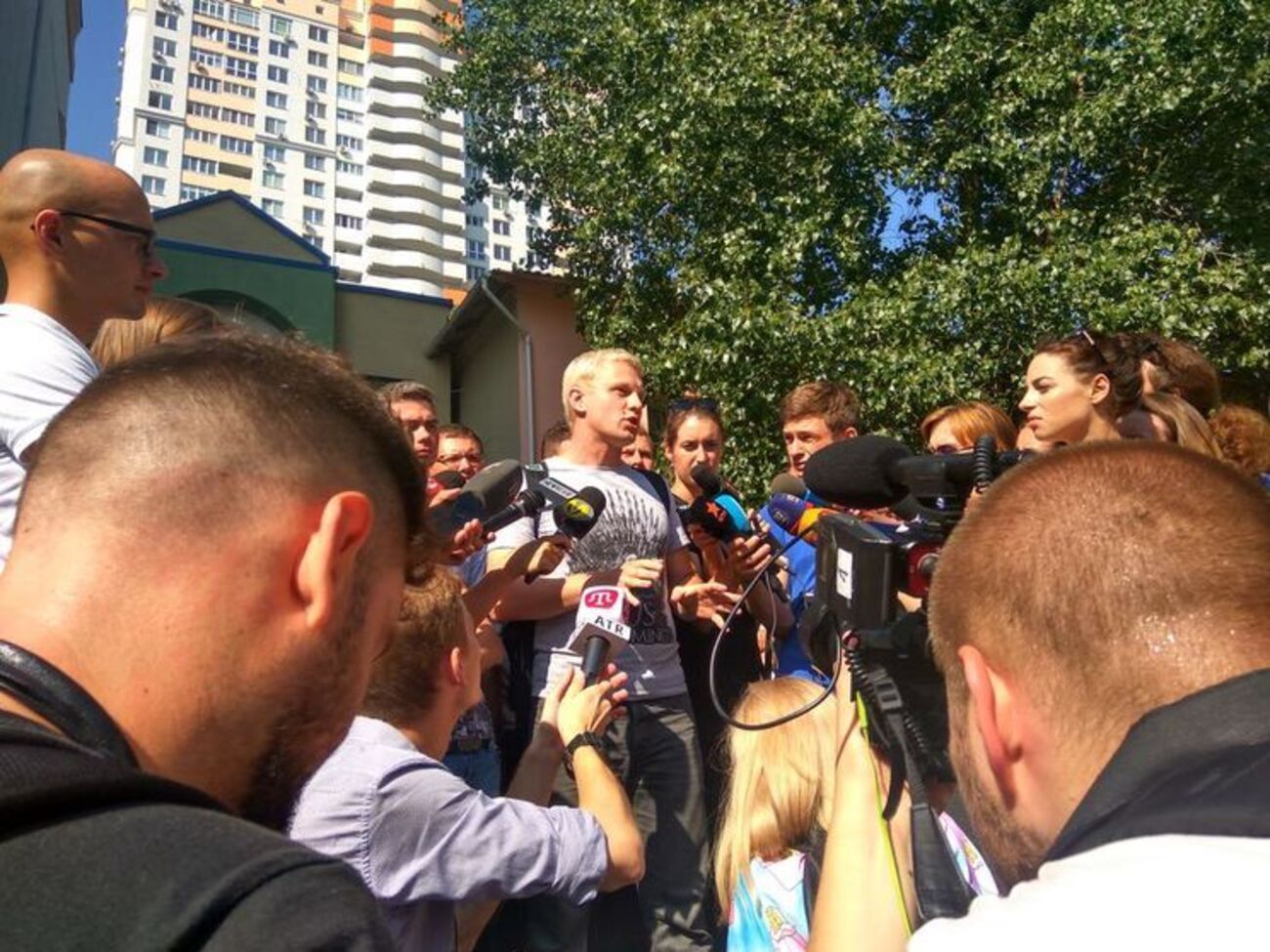 Сьогодні вранці у Дніпровському управлінні поліції Києва Шабуніна&nbsp;повідомили про підозру