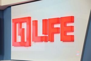 Life называет себя новостным таблоидом