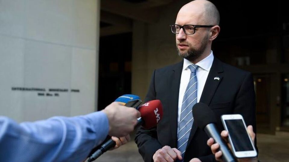 Яценюк керував Кабінетом Міністрів до квітня 2016 року