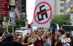 Американские компании отказались обслуживать неонацистский сайт The Daily Stormer