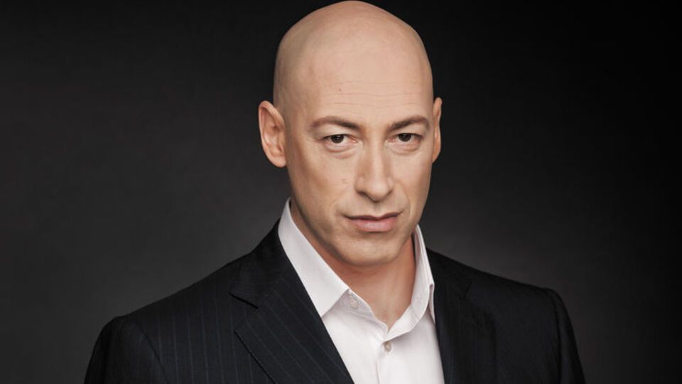 Гордон: Скоро нам не будет что есть, скоро нам не будет чем дышать, скоро нас не будет кому лечить... Капец, понимаете?