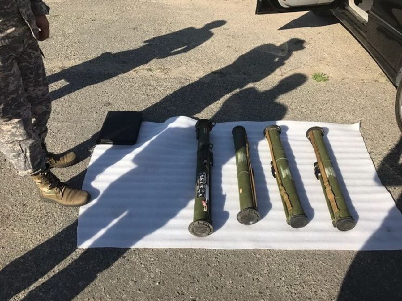 СБУ задержала мужчину, торговавшего оружием