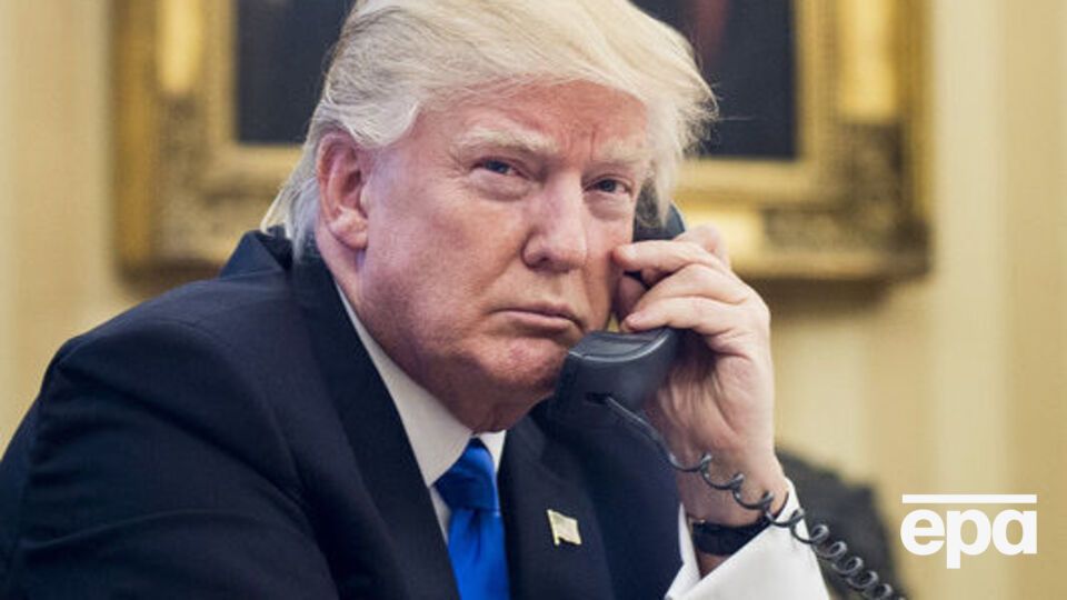 Трамп закрив президентські бізнес-ради