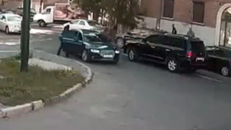 Невідомі напали на підприємця