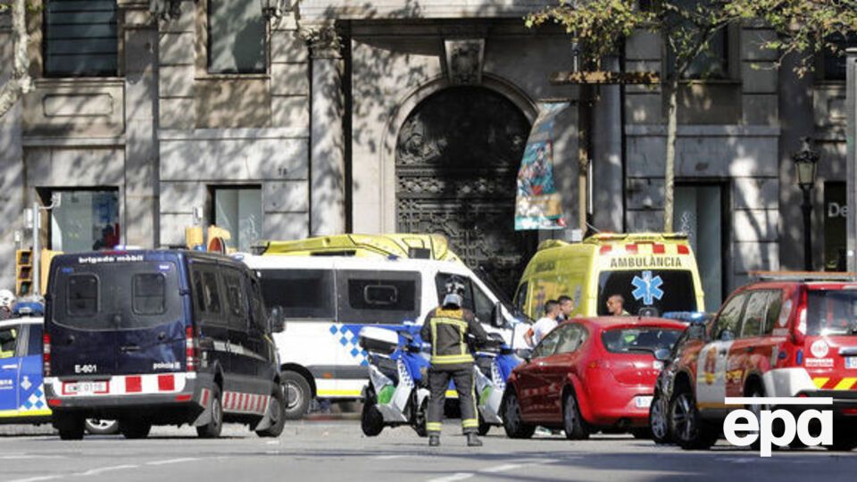 Полиция оцепила район происшествия