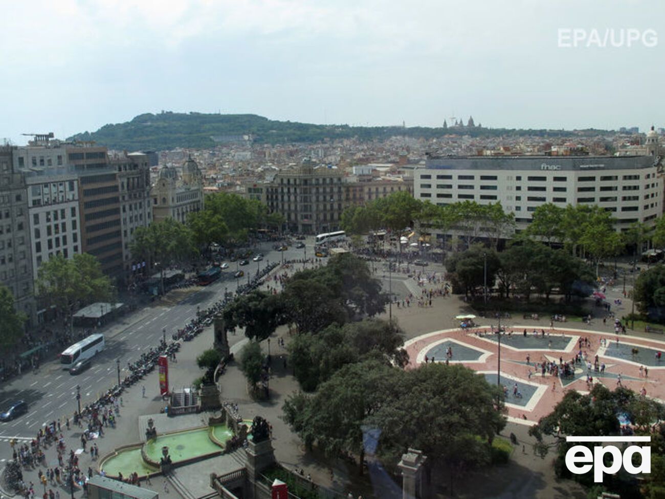 Сьогодні в Барселоні зловмисники взяли в заручники кількох людей