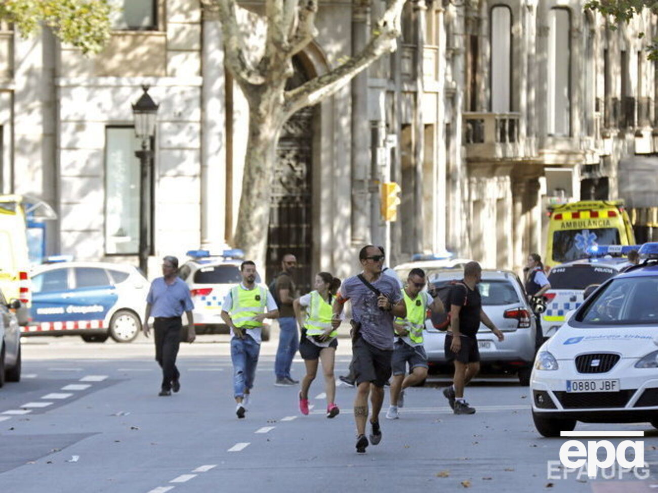 Атака терористів викликала паніку серед містян і туристів