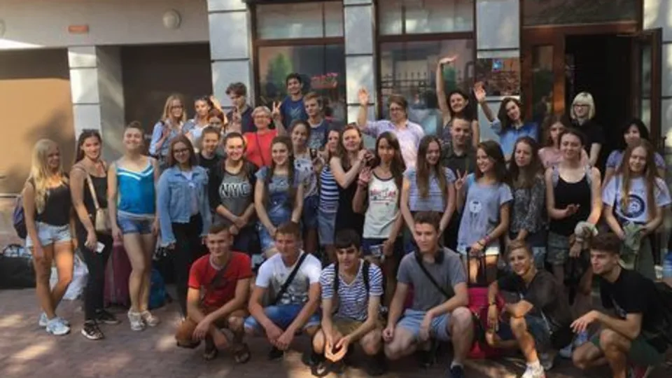 Власти Украины проверят организаторов поездки детей в Россию