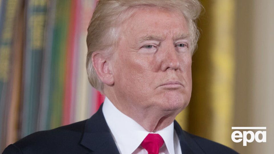 Трамп не вперше критикує бізнес-методи власника Amazon мільярдера Джеффа Безоса
