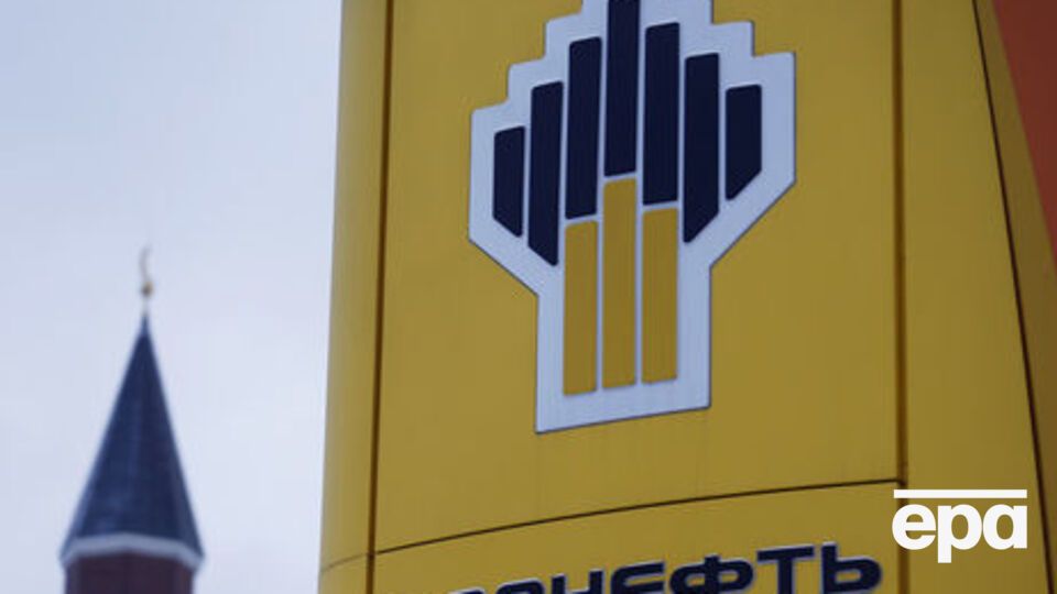 Китайська "Хуасінь" може викупити частку "Роснефти" в роздрібному бізнесі