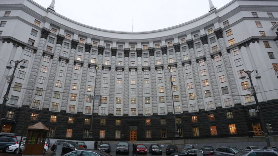Кабмін змінив правила переміщення вантажів у/із зони АТО