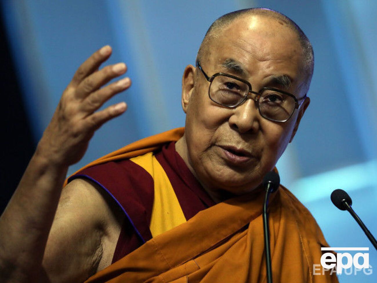 Далай-лама: Напевно, я навіть червоніший, ніж деякі російські керівники