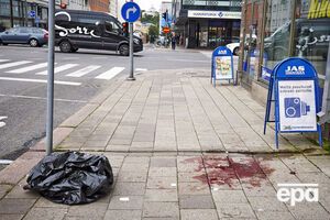 Невідомий напав із ножем на перехожих у центрі Турку