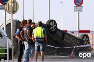 У Камбрільсі злочинці намагалися давити людей на Audi