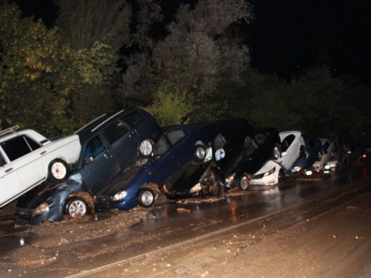 На трассу Грушевка &ndash; Судак сошел водно-грязевой поток