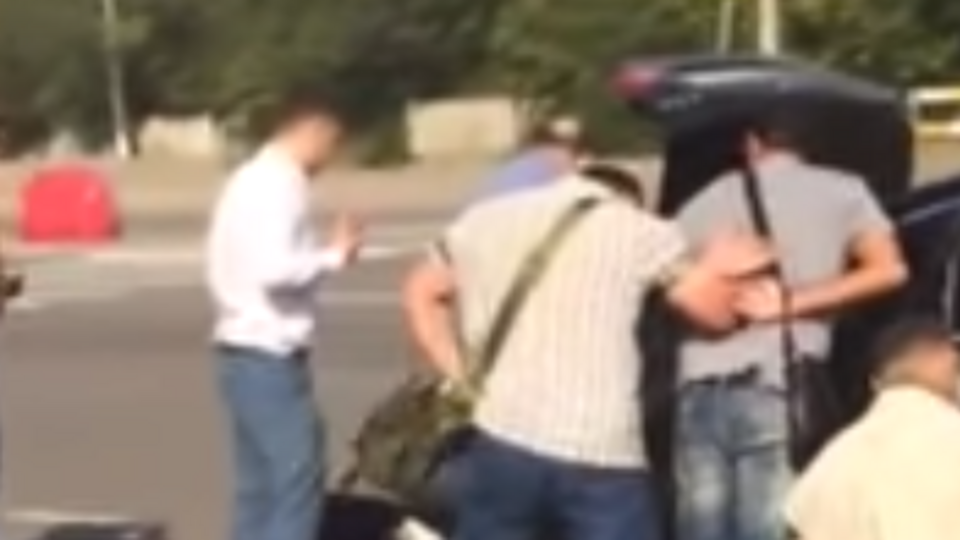 Затриманому в Україні злочинцю французький суд установив сім років позбавлення волі