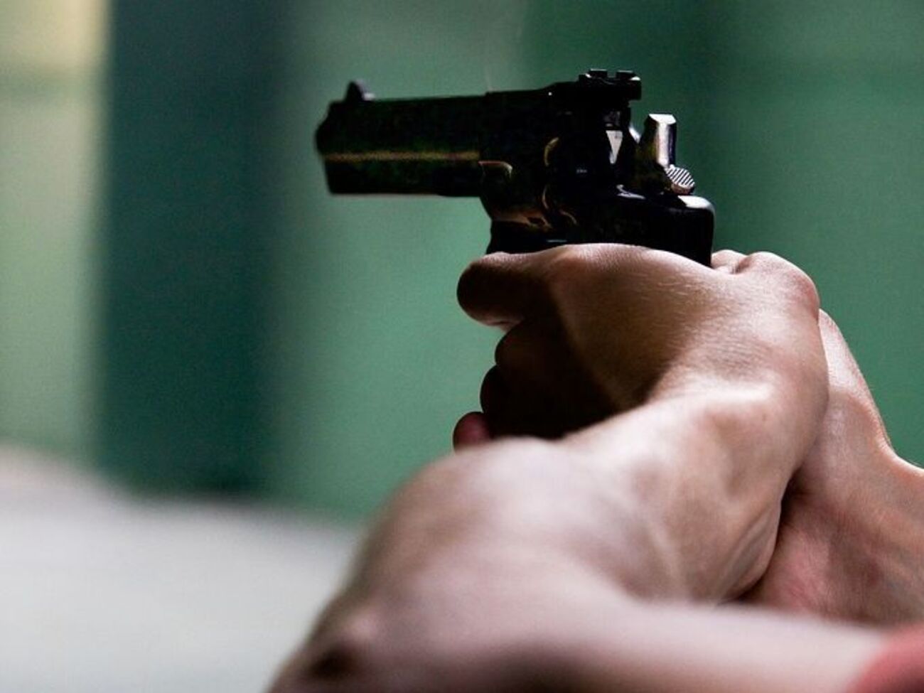 Нападник здійснив щонайменше 17 пострілів