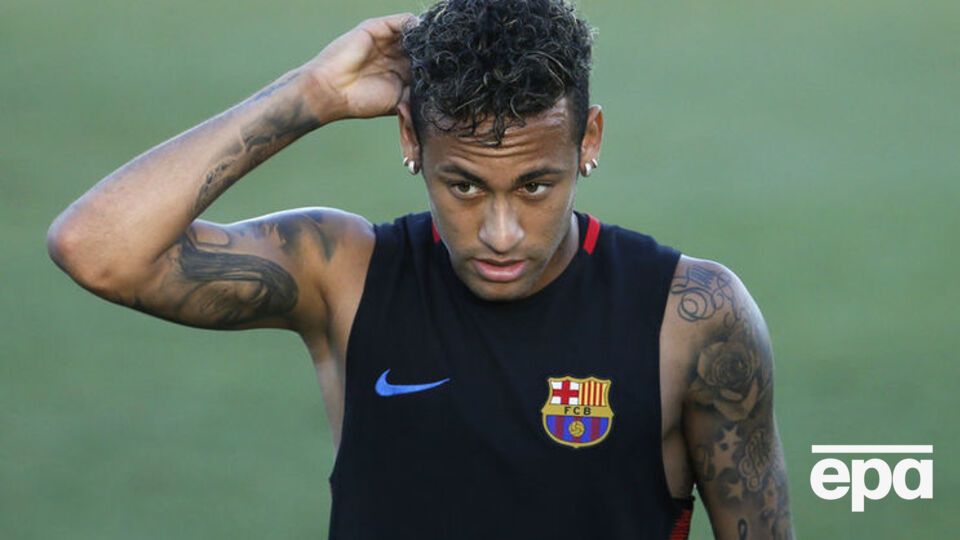 ЗМІ повідомили, що Неймар уже повідомив одноклубників про свій перехід