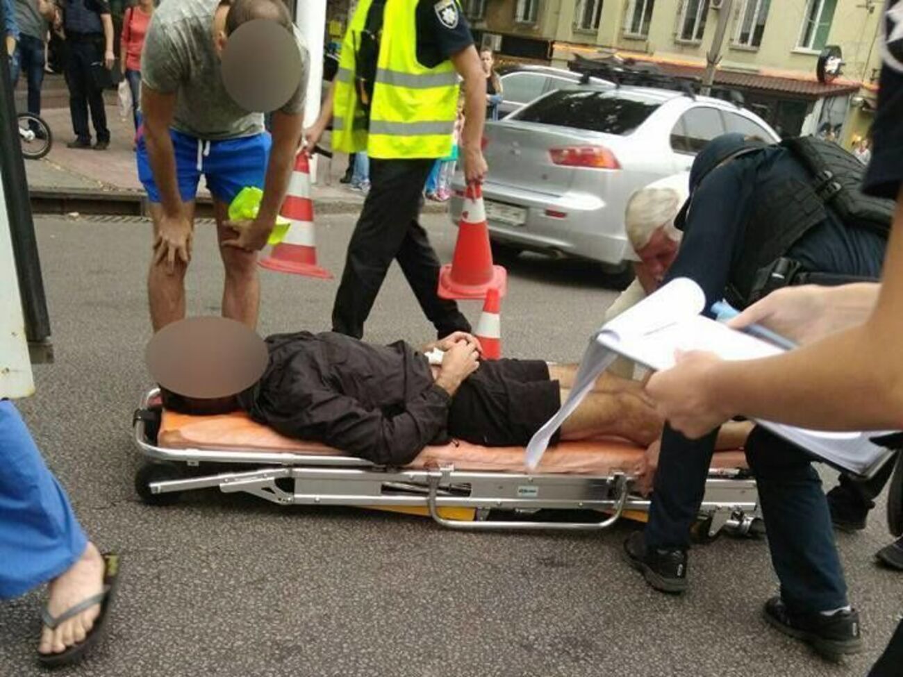 У водія, що стріляв, є дозвіл на зброю, повідомили в патрульній поліції