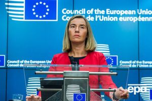 Могерини приветствовала решение Украины и других стран присоединиться к санкциям против РФ