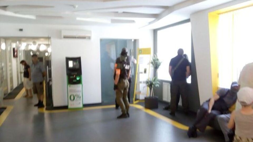 Обыски в горсовете Бучи проводит прокуратура, а СБУ выступает в качестве сопровождения