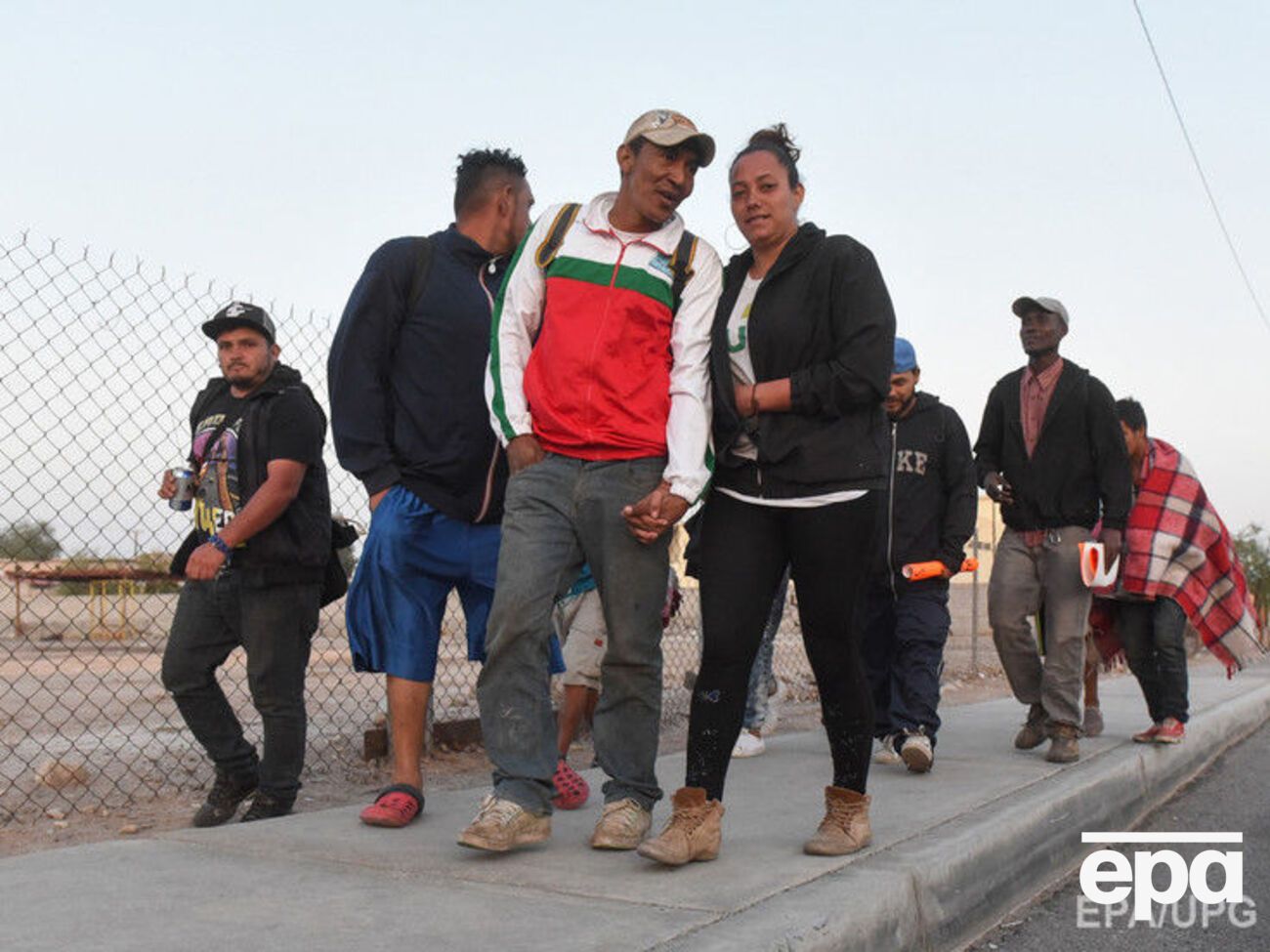 Мигранты направлялись в США