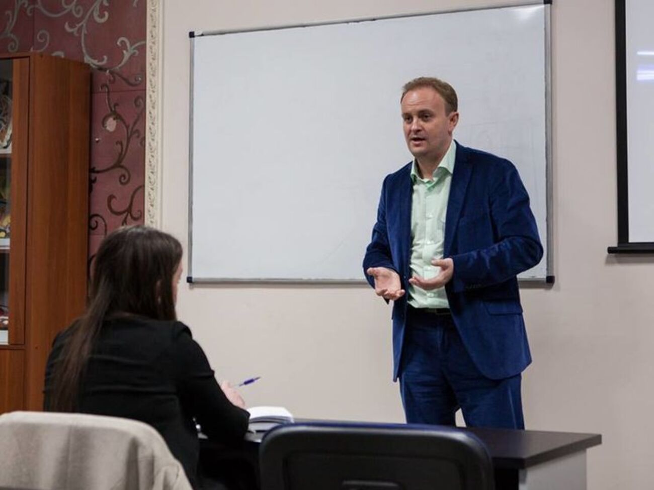 Вероятность погибнуть в ДТП в России в 142 раза выше, чем от рук террориста. Значение терактов сильно преувеличено