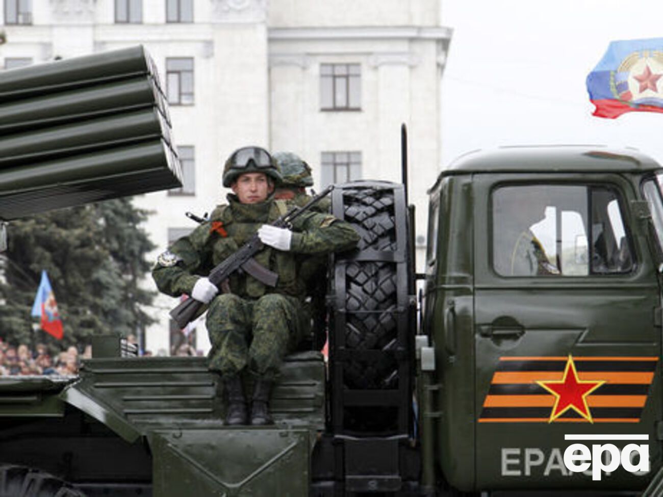 Один из российских военных получил открытую черепно-мозговую травму