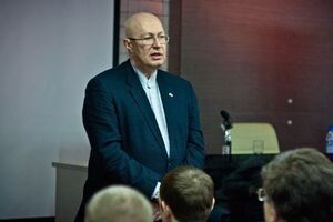 Соловей: Уже даже известны имена "реформаторов" и бенефициаров приватизации