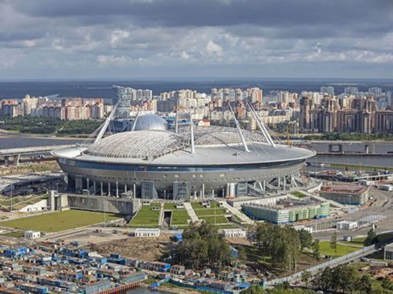 Строительство стадиона обошлось в $1 млрд