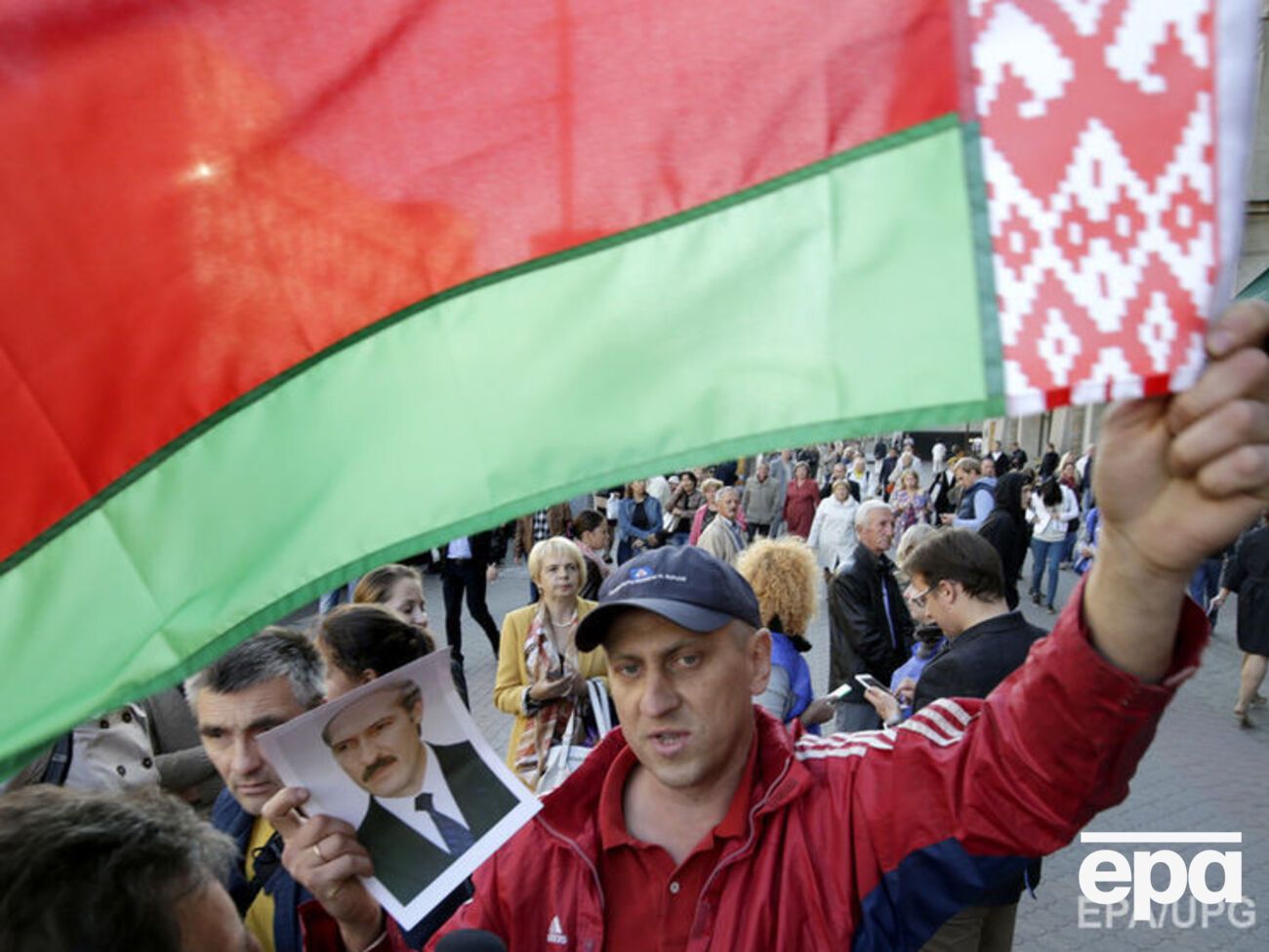 Представительства США в Москве и Санкт-Петербурге отменили прием заявлений от белорусов