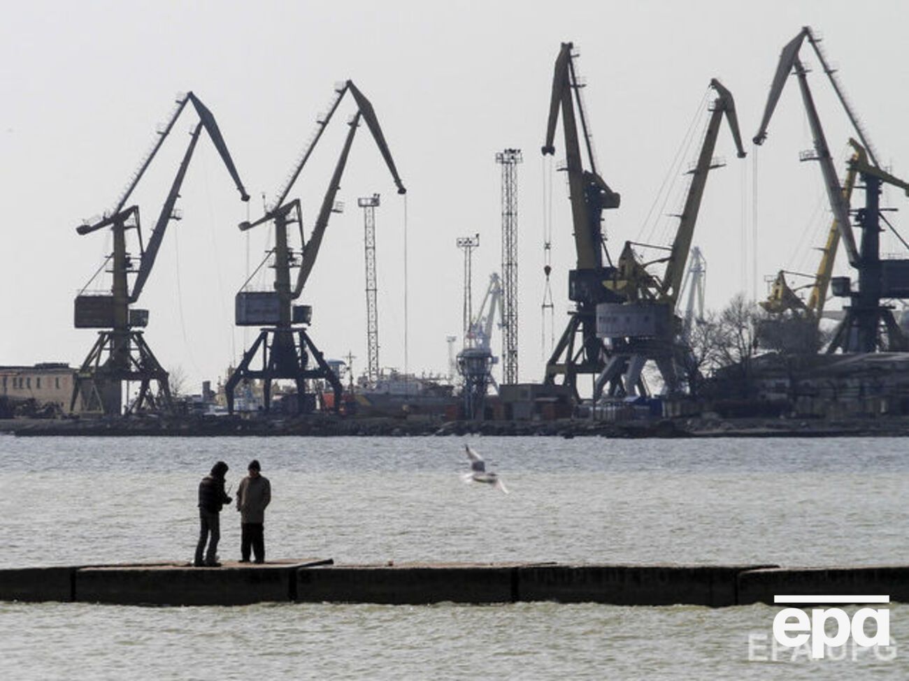 Порт Мариуполя пострадает из-за ограничений в Керченском проливе