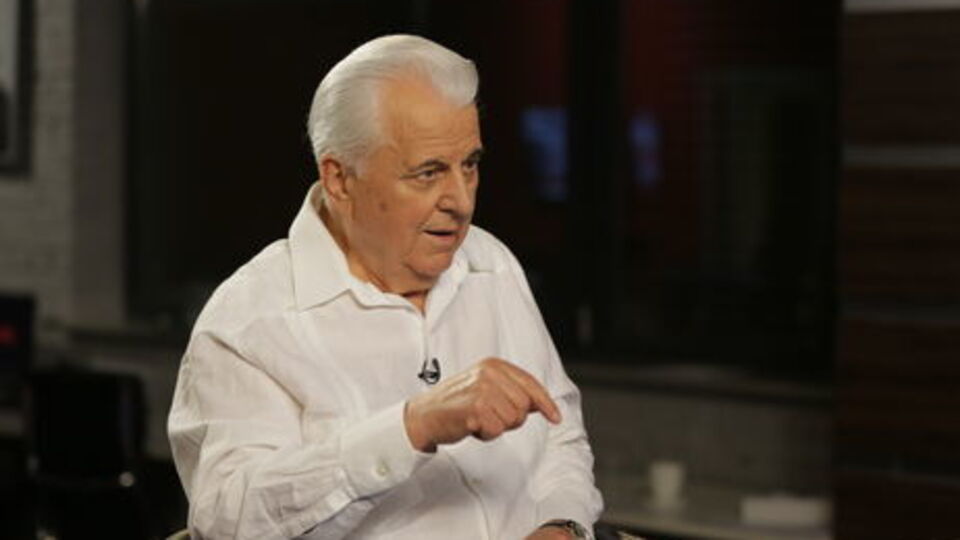 Кравчук: Мінський формат розв'язує одне питання – це обмін полоненими