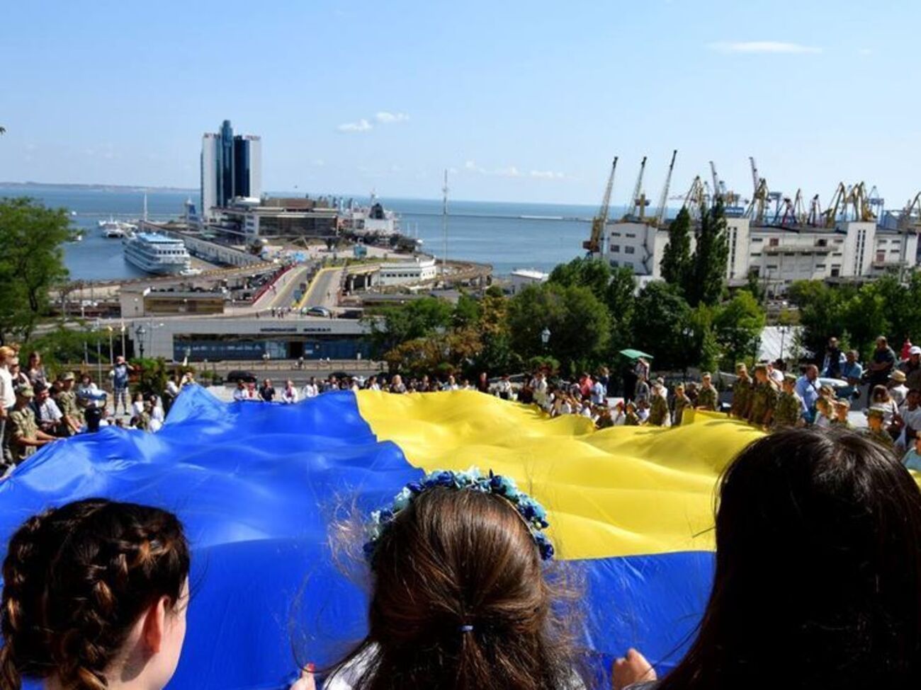 Державний прапор України на Потьомкінських сходах в Одесі