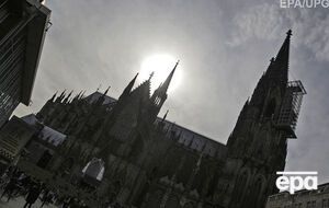 Готический собор Кельна входит в список всемирного наследия ЮНЕСКО