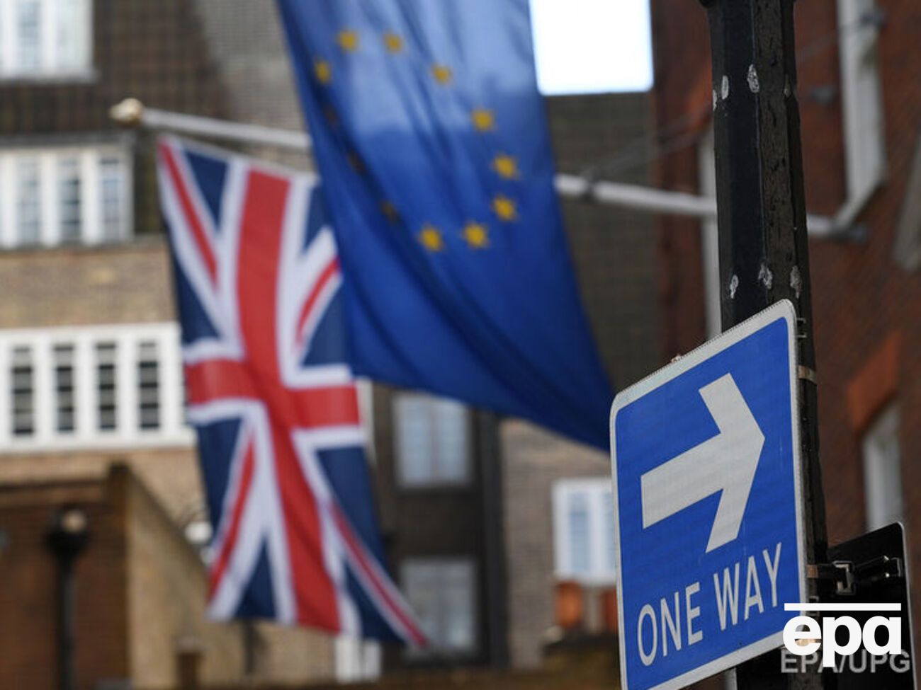 У Великій Британії помилково закликали громадян ЄС покинути країну
