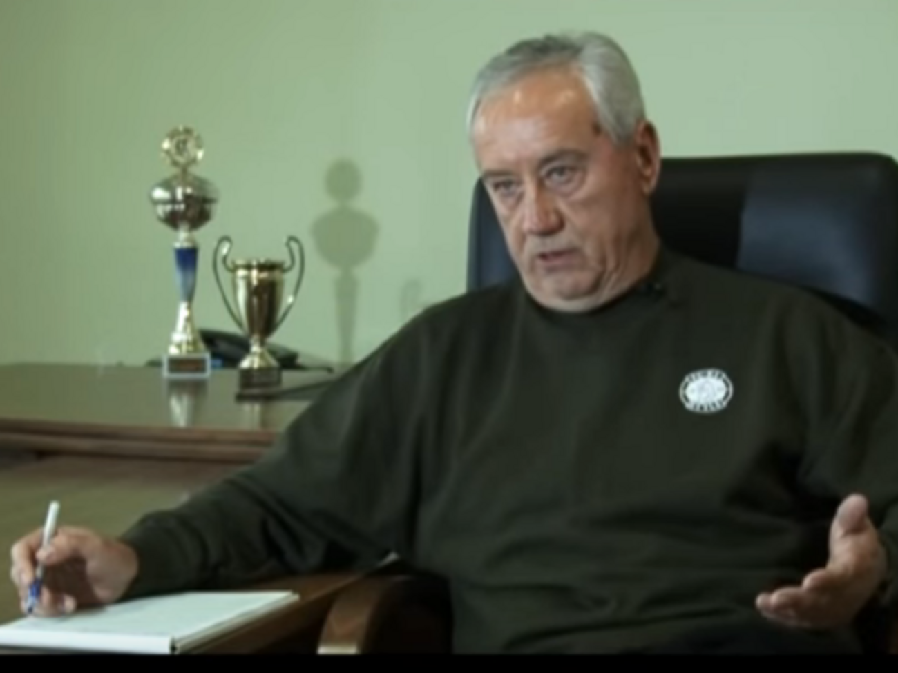 Адвокат: Димінський пройшов огляд у лікаря в Женеві