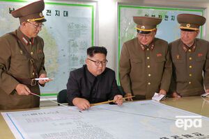 Ким Чен Ын посетил завод по производству твердотопливных двигателей