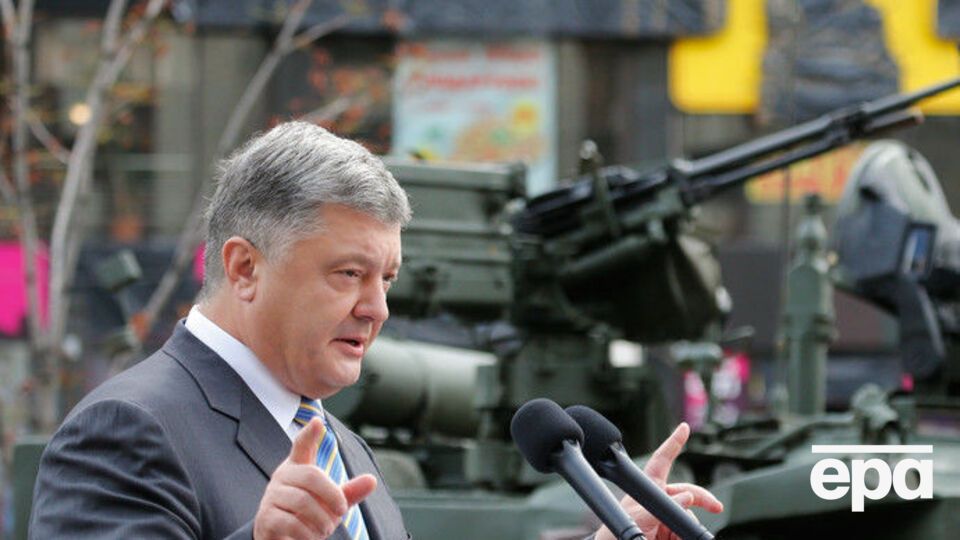 Порошенко: Ми не знаємо, що в голові в того, хто сидить за поребриком
