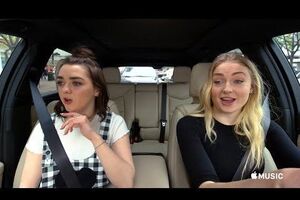 Уильямс и Тернер стали героинями Carpool Karaoke