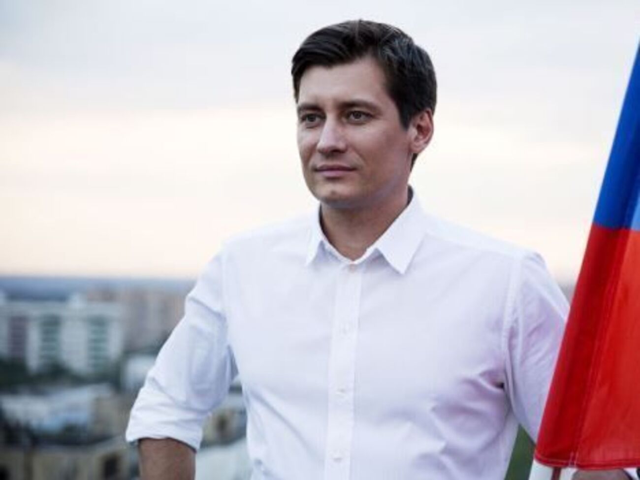 Вы всерьез считаете, что российская молодежь хочет поштурмовать Рейхстаг, провести отпуск на Донбассе и давить гусиные тушки?