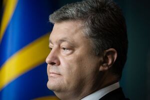 Порошенко провів зустріч із Меттісом