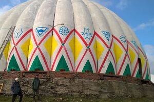 У Чернівецькій області розмалюють куполи