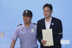 49-летний вице-президент Samsung Electronics Ли Чже Ен вины не признал