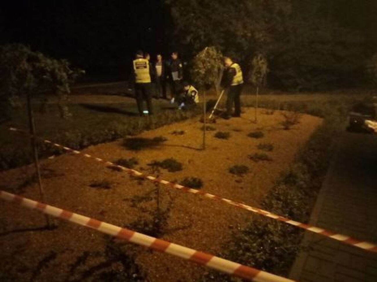 Белоцерковец сообщил, что краской памятник облили утром 24 августа, а&nbsp;вечером его попытались взорвать