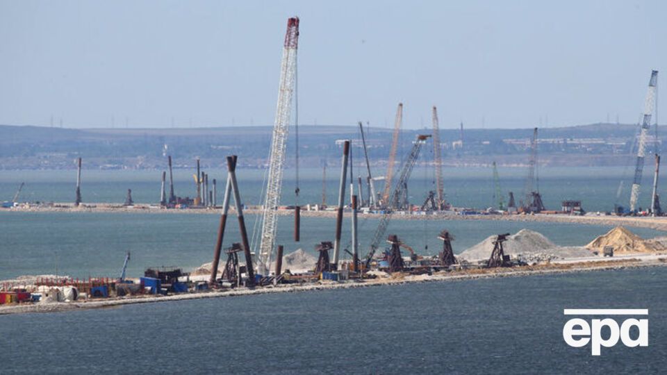 Через перекриття Керченської протоки українські порти зазнають збитків