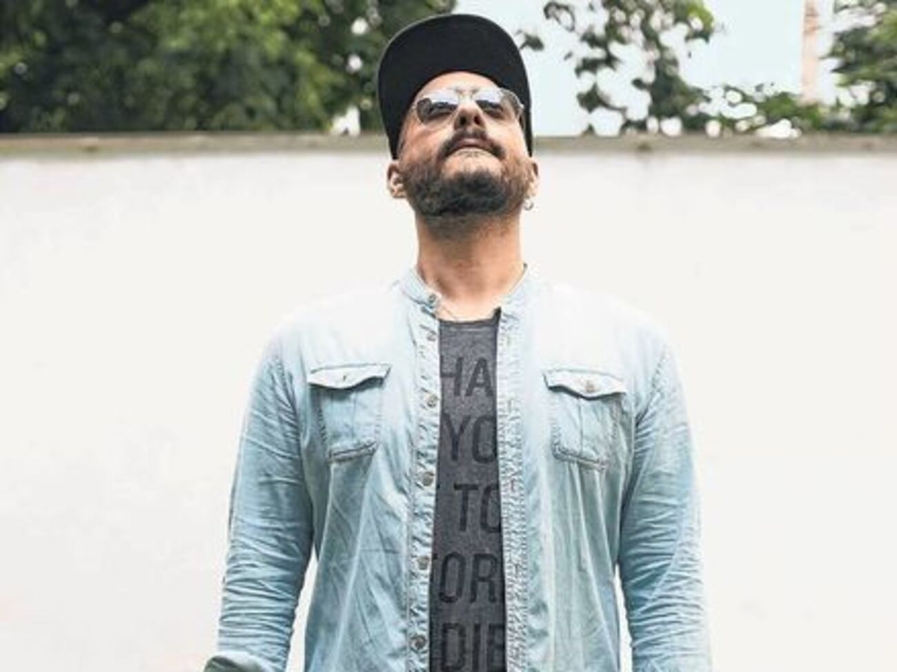 Серебренников находится под домашним арестом